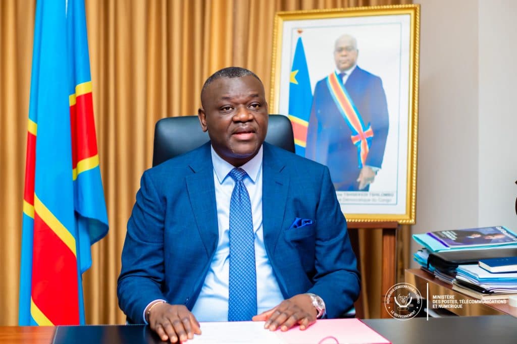 Le Ministre Augustin Kibassa Maliba prononçant son discours pour la Journée mondiale des télécoms 2025 à Kinshasa.