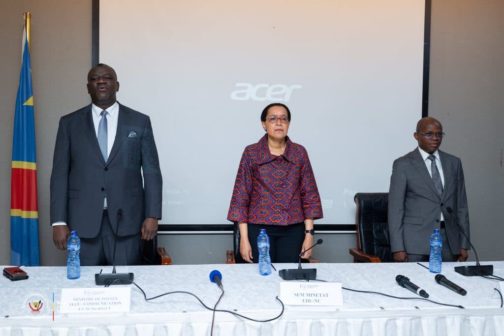Augustin Kibassa Maliba lors du lancement de l'atelier sur les TIC dans l'éducation à Kinshasa.